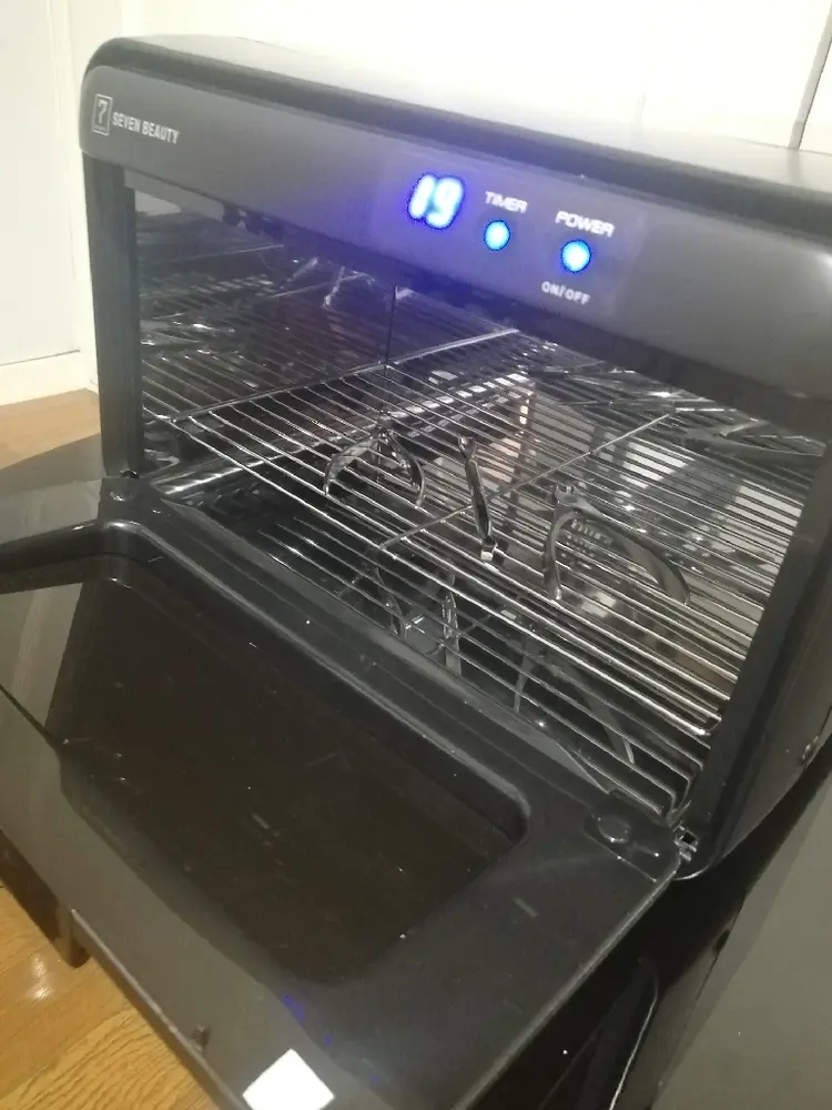 RisusNAILの内観・外観2