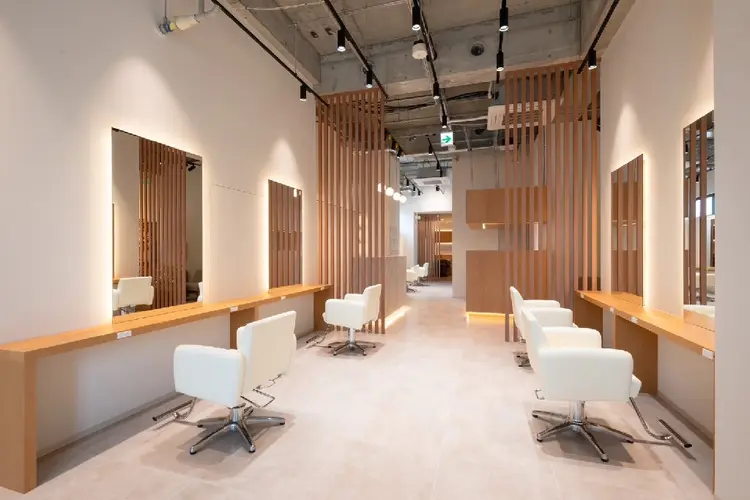 E N T E Rの内観・外観2