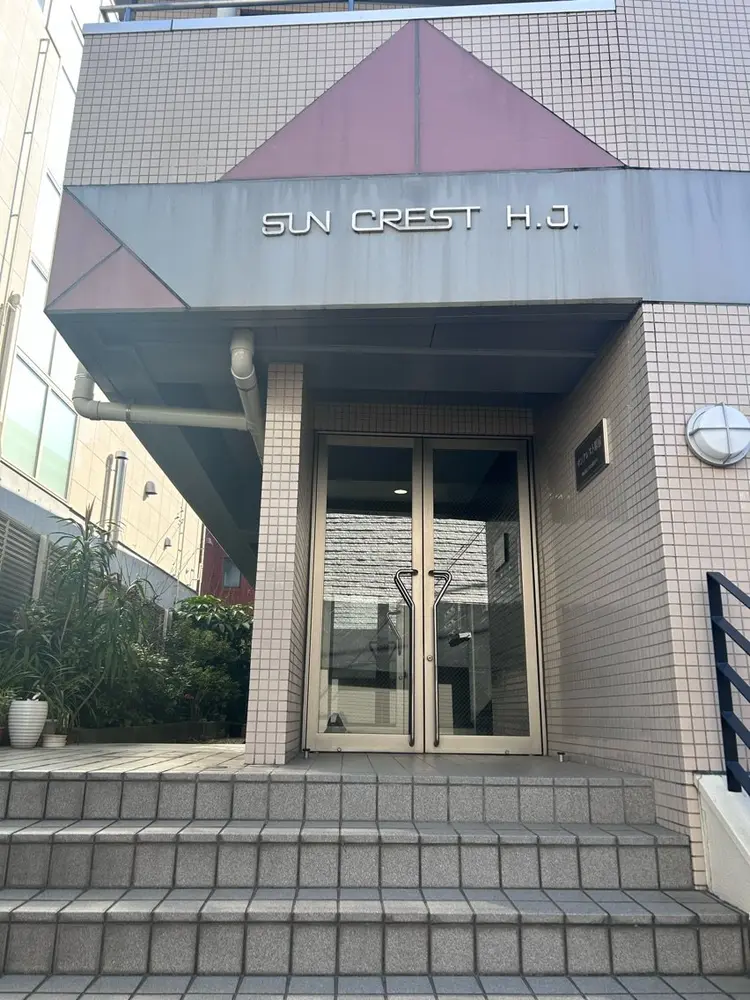 眉毛専門店EAGLE表参道の内観・外観2