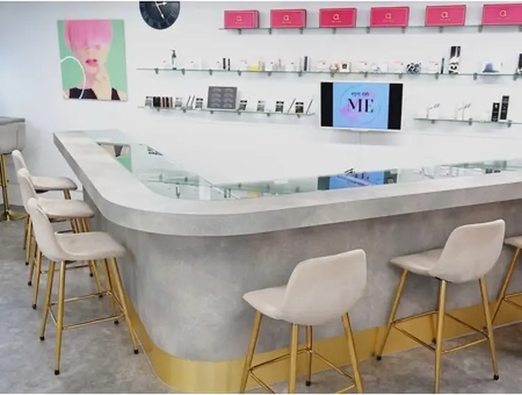 EYE on MEの内観・外観1