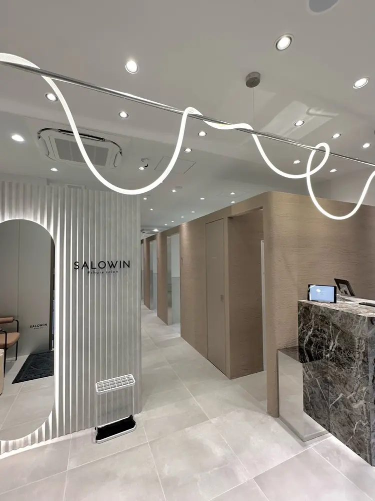 SALOWIN 二子玉川店の内観・外観1