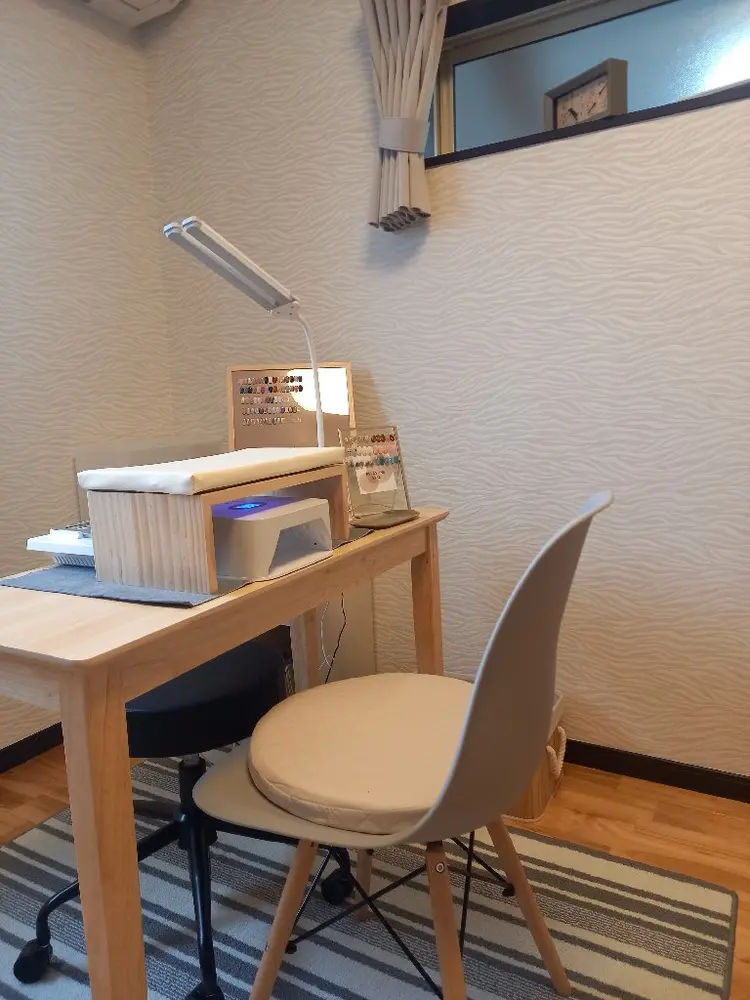 ænon nailの内観・外観3