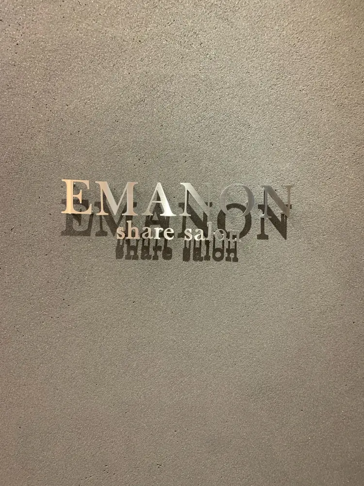 emanon 新宿東口店の内観・外観1