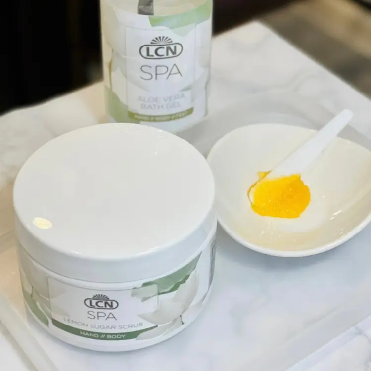 自爪育成ネイルケア専門店プライベートケアサロンカラーの内観・外観2