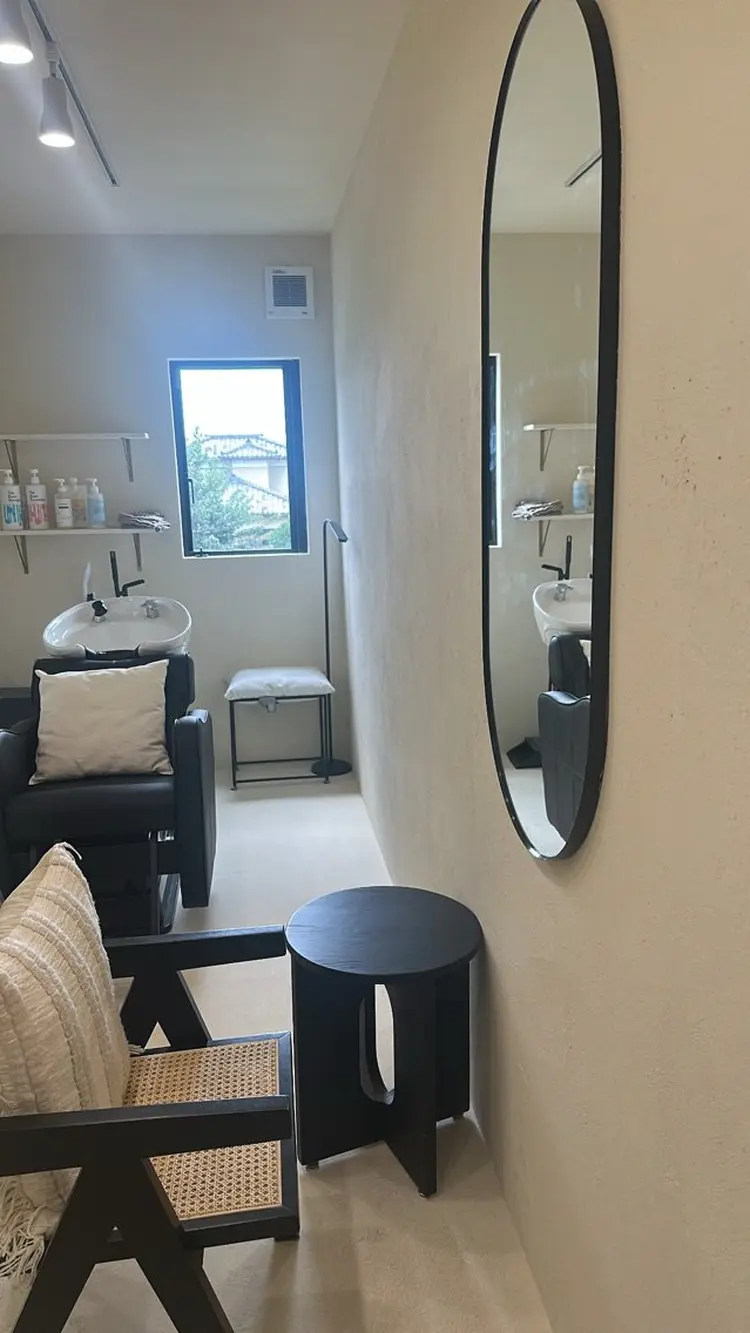 トータルビューティサロンOASIS.の内観・外観2