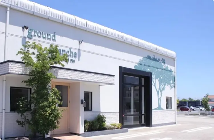 ground branche 三好本店の内観・外観1