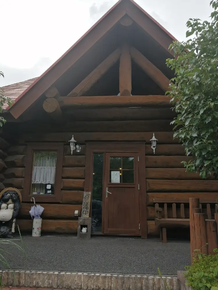 LaLa Nailの内観・外観2