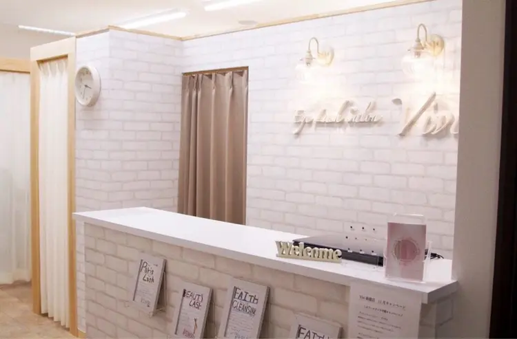 Eye Lash Salon Vivi鈴鹿店の内観・外観1
