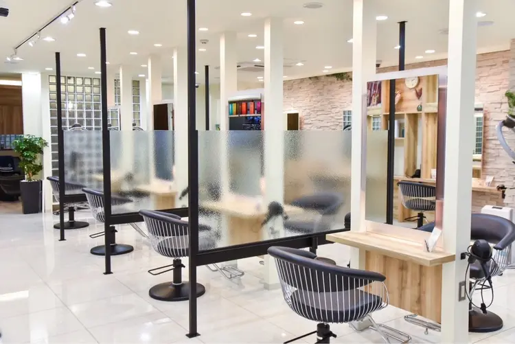 HAIR&MAKE　seek next八王子の内観・外観2