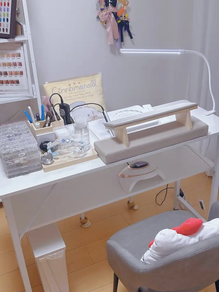 あずさネイルの内観・外観3