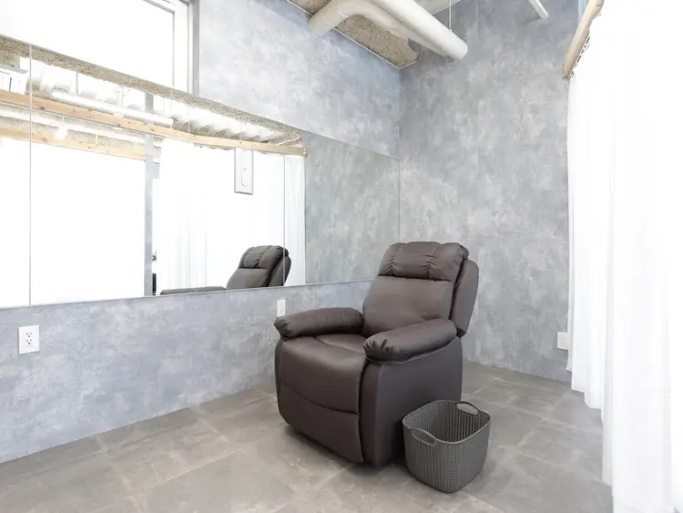 アイブロウサロン エフイムの内観・外観1