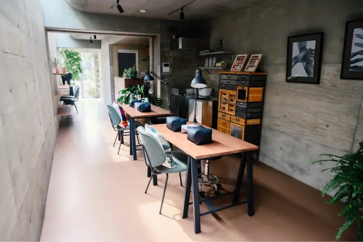 em.bの内観・外観2