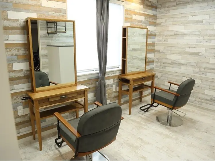 TELA HAIR+ 木更津2号店【テーラヘアープラス】の内観・外観2