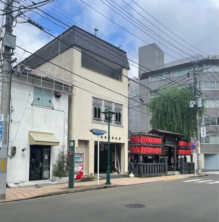 ドライヘッドスパ　のび太の枕の内観・外観3