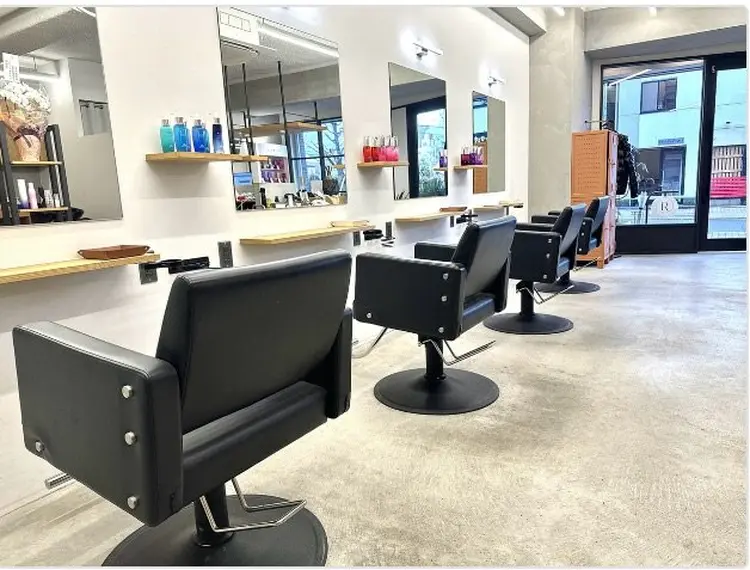 R hair 金山の内観・外観2