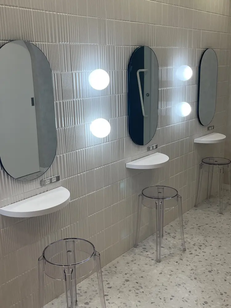 Lily 仙台 eyel&nailの内観・外観2