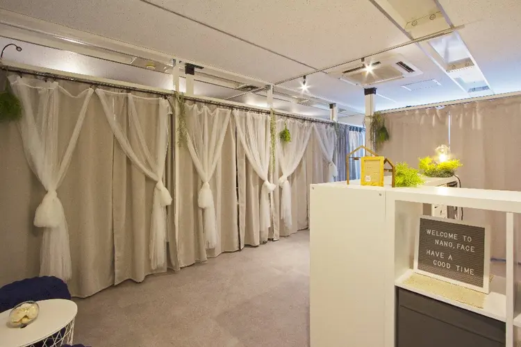 nano.face名古屋駅前店の内観・外観1