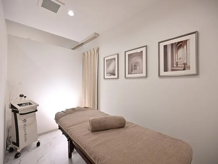 rebirth大阪店の内観・外観3