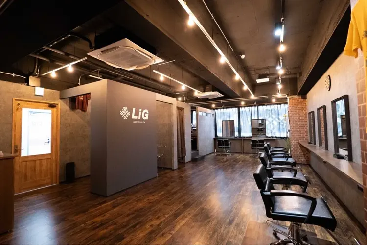 LiGの内観・外観2