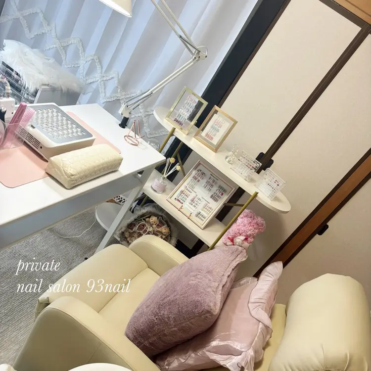 93nailの内観・外観1