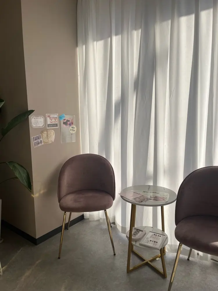 MADEMOREの内観・外観2