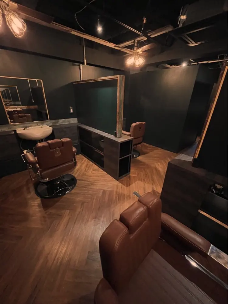 Tokyo Barber VASH 中野店の内観・外観3