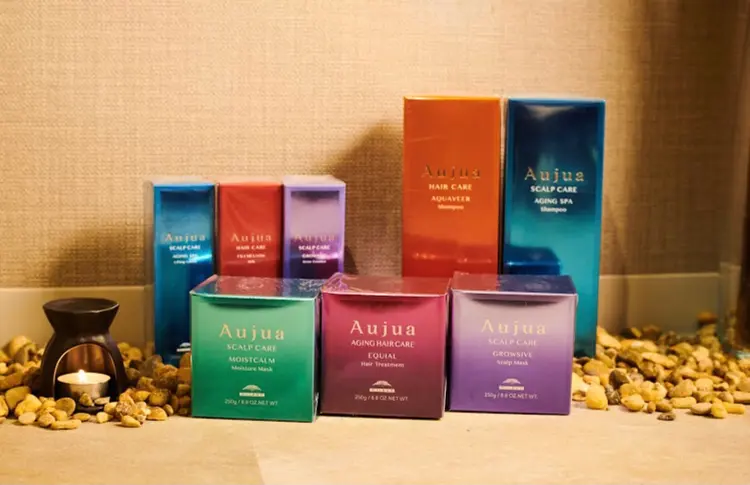 youres hair 東口店の内観・外観3