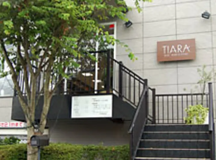 TIARA  本店の内観・外観2
