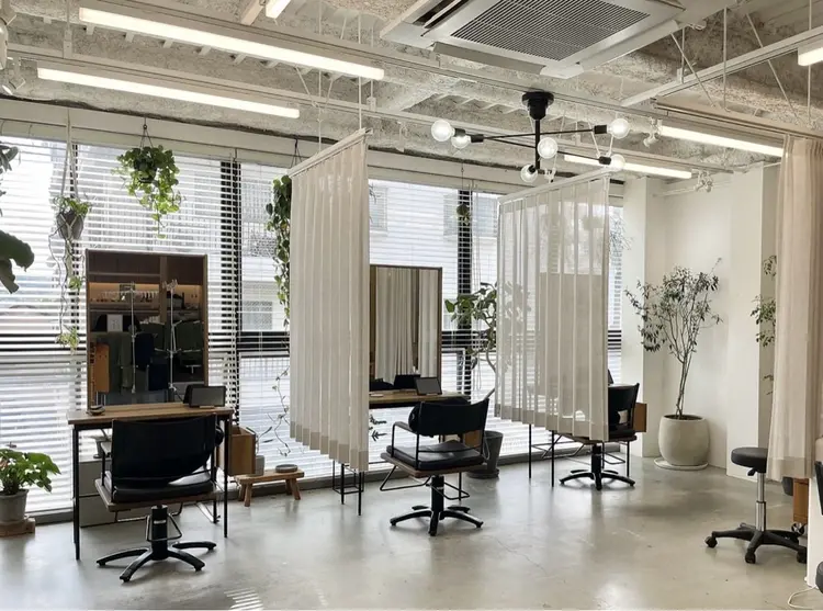 leluの内観・外観2