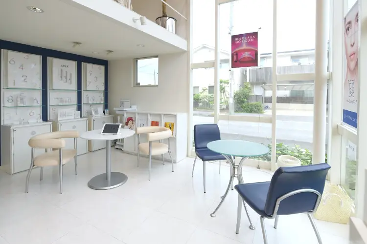 POLA三河安城店の内観・外観2