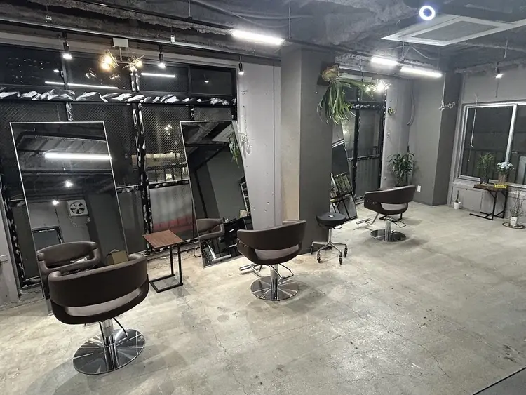 tataの内観・外観3