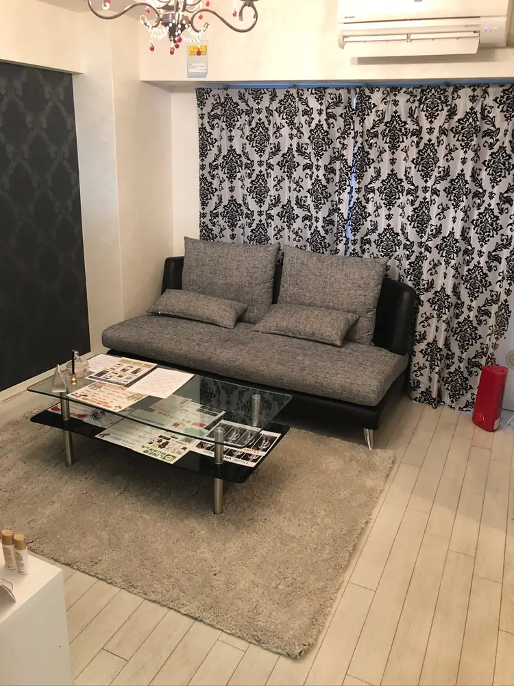 VIO脱毛＆メンズ脱毛専門店Men's Dione梅田店(メンズディオーネ)の内観・外観1