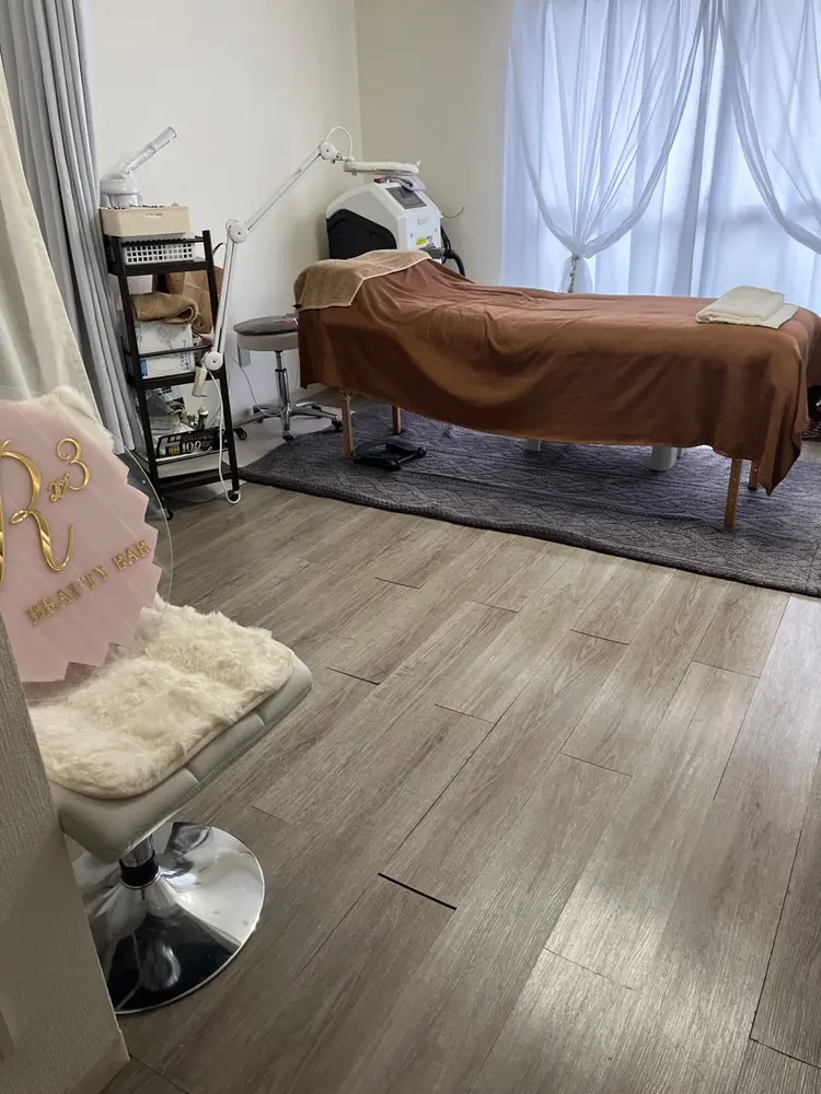 アールキューブの内観・外観1