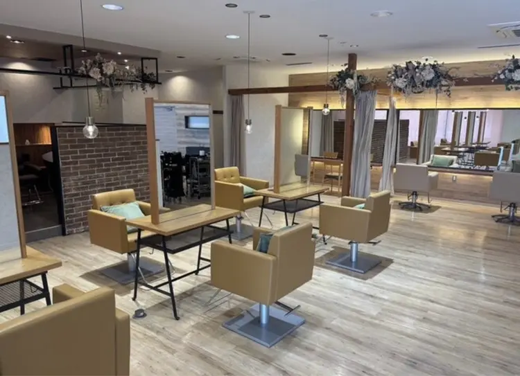 FIGARO×REVEの内観・外観2