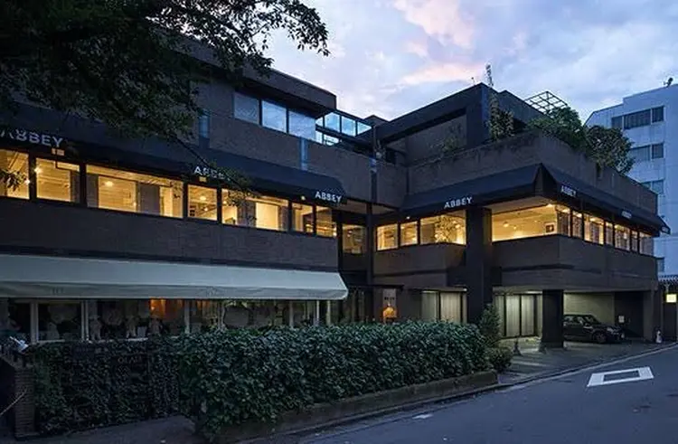 ABBEYの内観・外観1