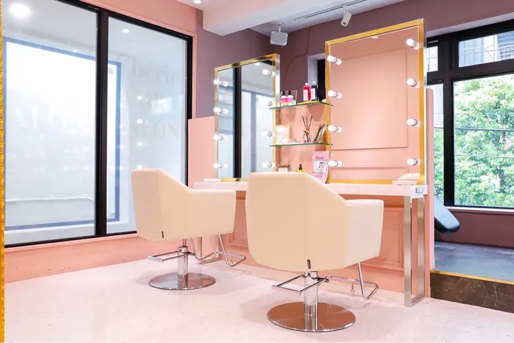 Chérieの内観・外観1