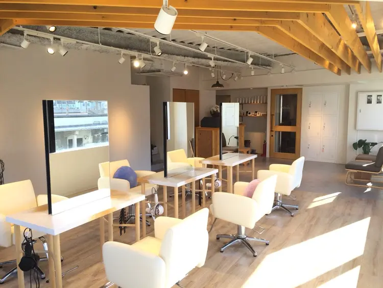 hair design Lienの内観・外観2