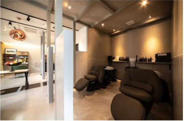 CYnTHiAの内観・外観3