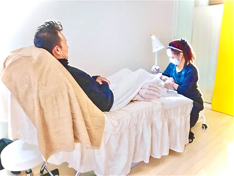 メンズトータルビューティーwellnessMARCAの内観・外観1