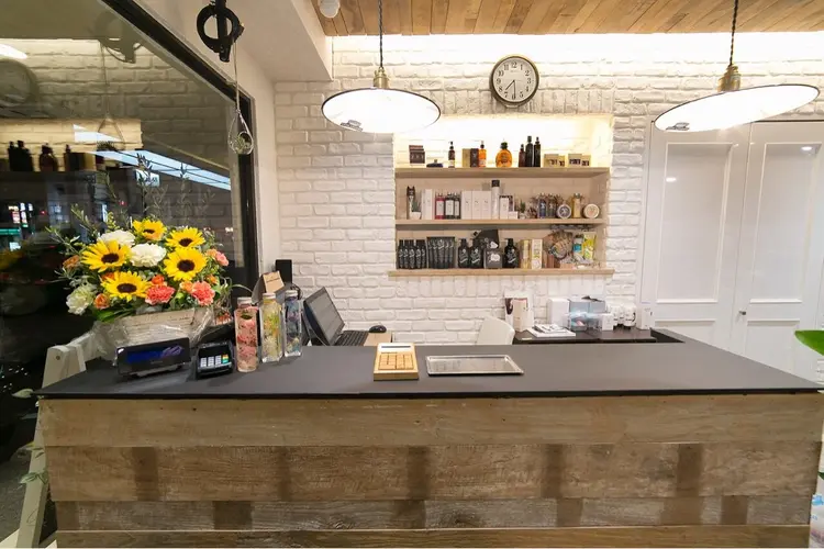 美容室ACTORの内観・外観3