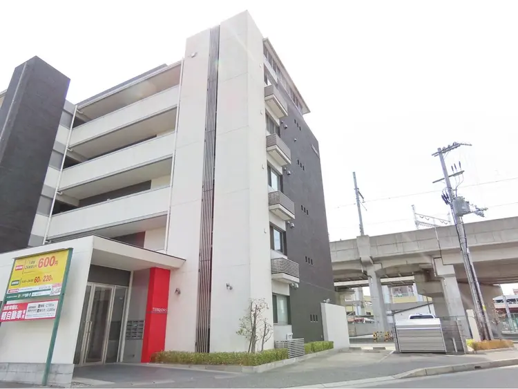 まつ毛と眉毛の専門店eyebee姫路店の内観・外観2