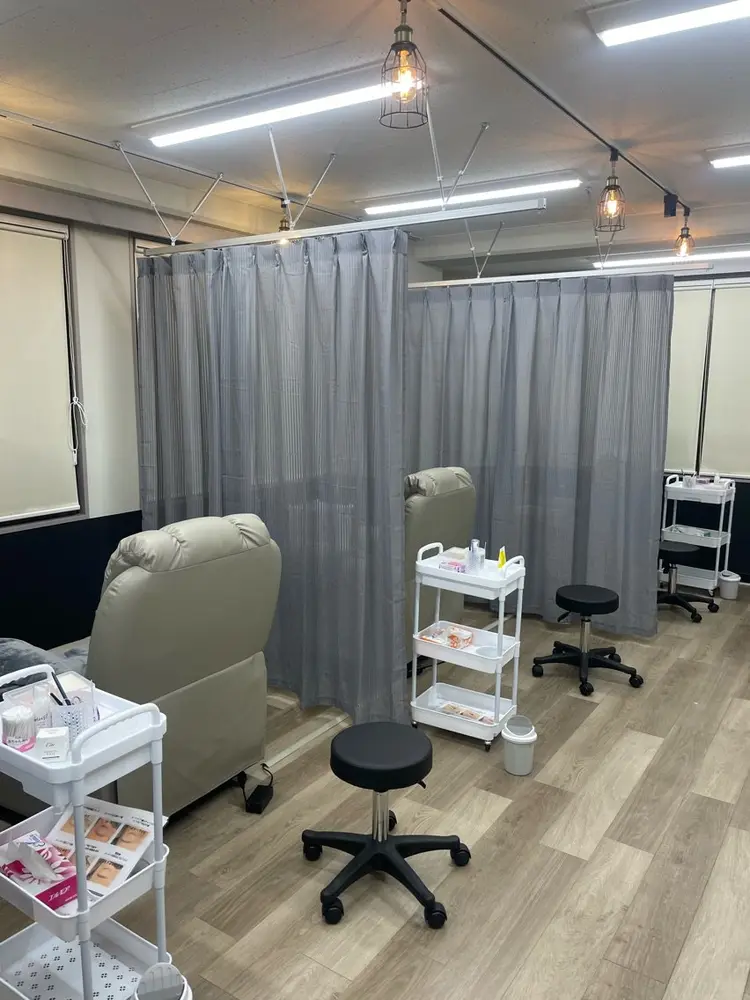 アイブロウパリジェンヌまつ毛パーマ専門店AI浅草橋の内観・外観1