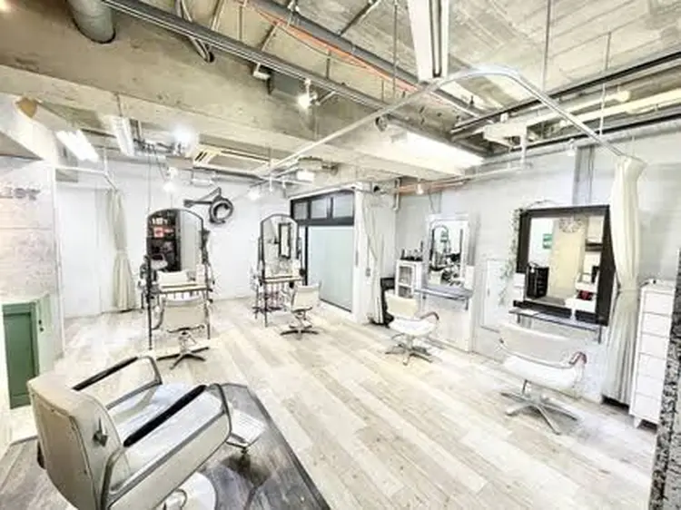 upsydaisy(アップシーデイジー)の内観・外観3