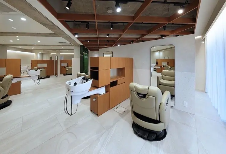 THIRD SHOPの内観・外観1