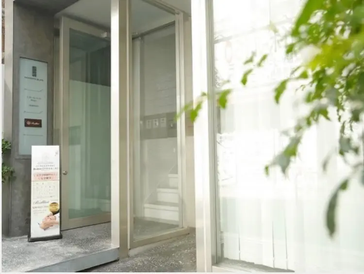 Brillietの内観・外観1