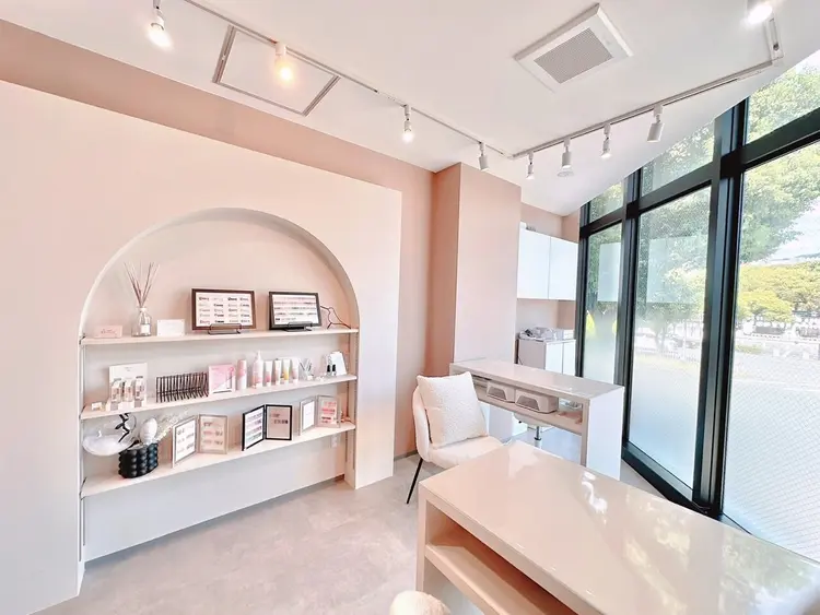 nail standの内観・外観3