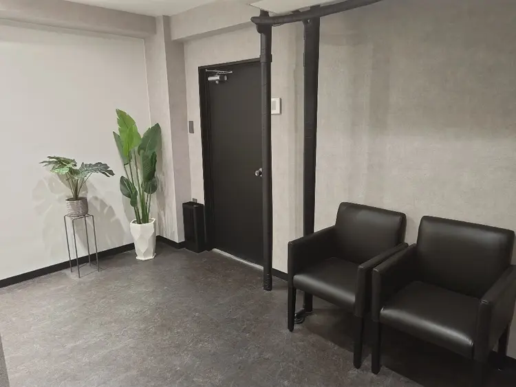 メンズネイル GASYの内観・外観2