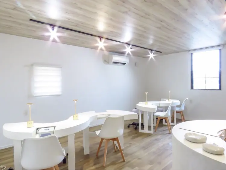 TOP NAIL HAMAMATSUの内観・外観3