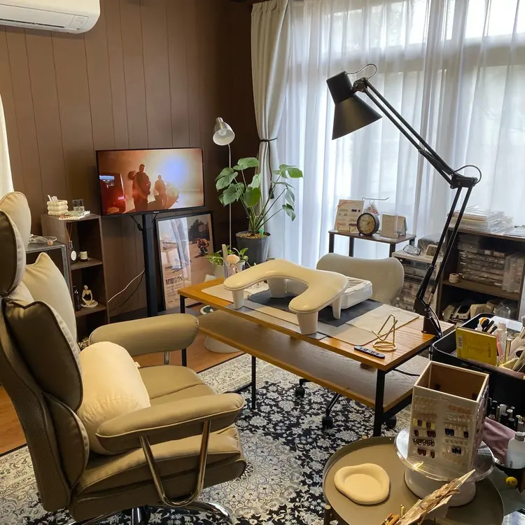 nail salon mániの内観・外観1