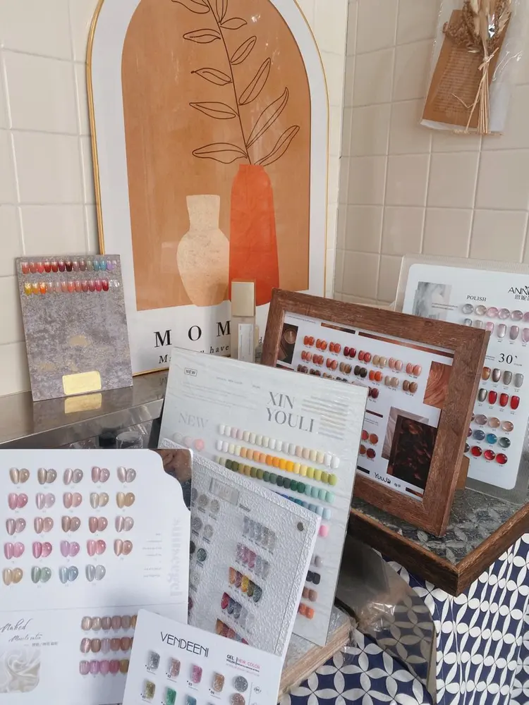 501_nailの内観・外観1